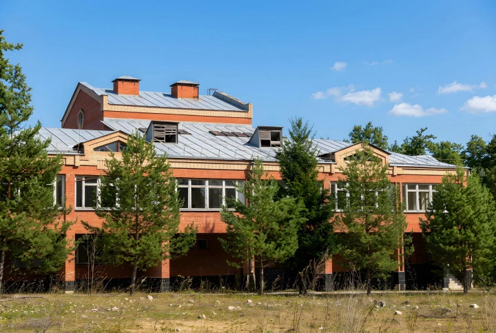 Имущественный комплекс под базу отдыха, детский лагерь по адресу: Московская область, сельское поселение Ершовское, в районе деревни Анашкино, ДОЛ им. Гайдара